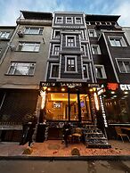 Taksim La Marino Hotel