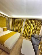 Taksim La Marino Hotel
