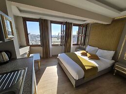 Taksim La Marino Hotel