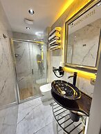 Taksim La Marino Hotel