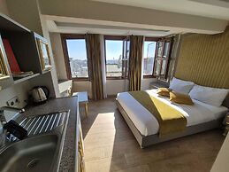 Taksim La Marino Hotel
