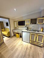 Taksim La Marino Hotel