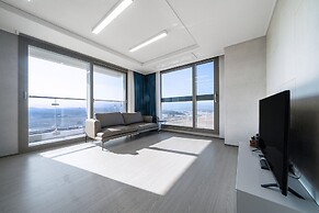 Gangneung Chonpines Ocean Suites Hotel