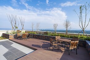 Gangneung Chonpines Ocean Suites Hotel