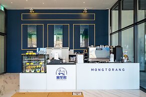 Gangneung Chonpines Ocean Suites Hotel