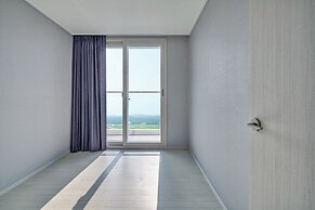 Gangneung Chonpines Ocean Suites Hotel