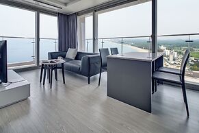 Gangneung Chonpines Ocean Suites Hotel