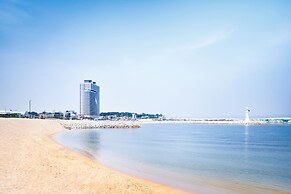 Gangneung Chonpines Ocean Suites Hotel