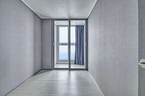 Gangneung Chonpines Ocean Suites Hotel