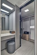 Gangneung Chonpines Ocean Suites Hotel