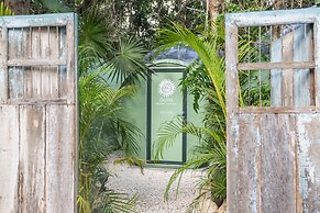 Oom Bubble Boutique Riviera Cancun - Adults Only