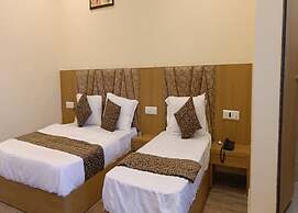 Hotel Fun Park Sanand