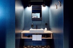 The Lubo - self check-in