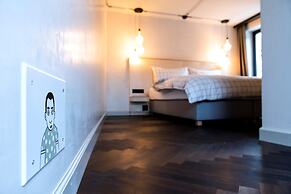 The Lubo - self check-in