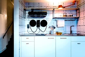 The Lubo - self check-in