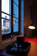 The Lubo - self check-in