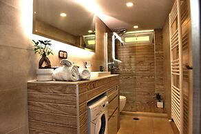 Ammos Elegant Luxury Apartment