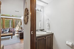 A Gatlinburg Getaway #1228