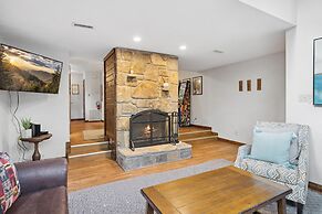 A Gatlinburg Getaway #1228