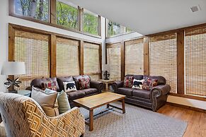 A Gatlinburg Getaway #1228