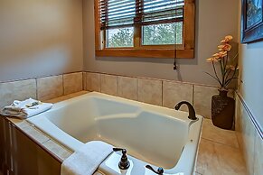 Bear Cove Falls #4133