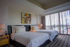 Artotel TS Suites Surabaya