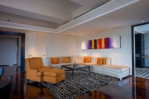 Artotel TS Suites Surabaya