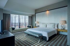 Artotel TS Suites Surabaya