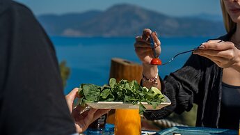 Vista Del Amor Faralya