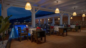 Vista Del Amor Faralya