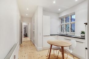 250 Sqm Smack Bang in the Center of Copenhagen