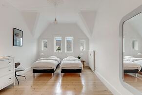 250 Sqm Smack Bang in the Center of Copenhagen