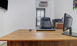 Treebo Nirupama, 750m from Aluva Railway station