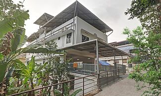 Treebo Nirupama, 750m from Aluva Railway station