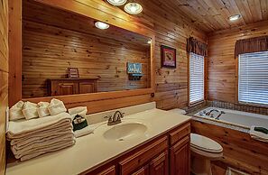 Mountain Creek #3584 by Aunt Bug's Cabin Rentals