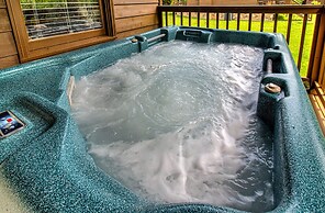 Mountain Creek #3584 by Aunt Bug's Cabin Rentals