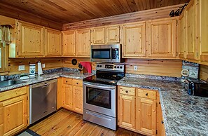 Mountain Creek #3584 by Aunt Bug's Cabin Rentals