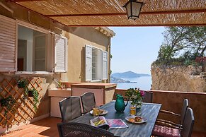 Hedera Estate, Hedera A30