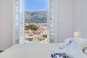 Hedera Estate, Hedera A30