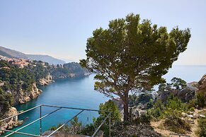 Hedera Estate, Hedera A30