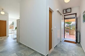 Hedera Estate, Hedera A30