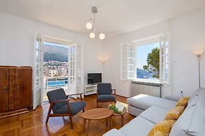 Hedera Estate, Hedera A30