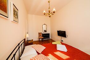 Sedam Bisera 11 - Charming & in Center - A1