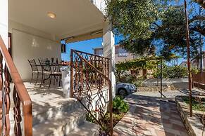 Mirica - Close to the Beach - A1