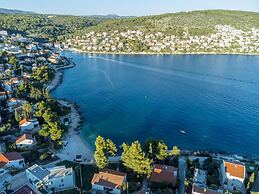 Mirica - Close to the Beach - A1