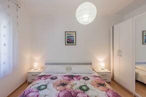 Mirica - Close to the Beach - A1