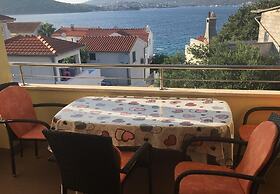 Vik - 60 m From the sea - A2