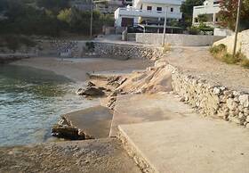 Vik - 60 m From the sea - A2