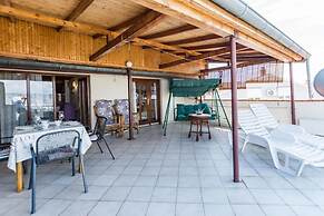 Mare - Close to the sea - A1