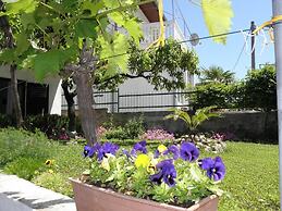 Mare - Close to the sea - A1